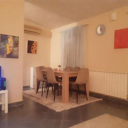 2 Bedroom Centre Apartment Ποντγορίτσα Εξωτερικό φωτογραφία